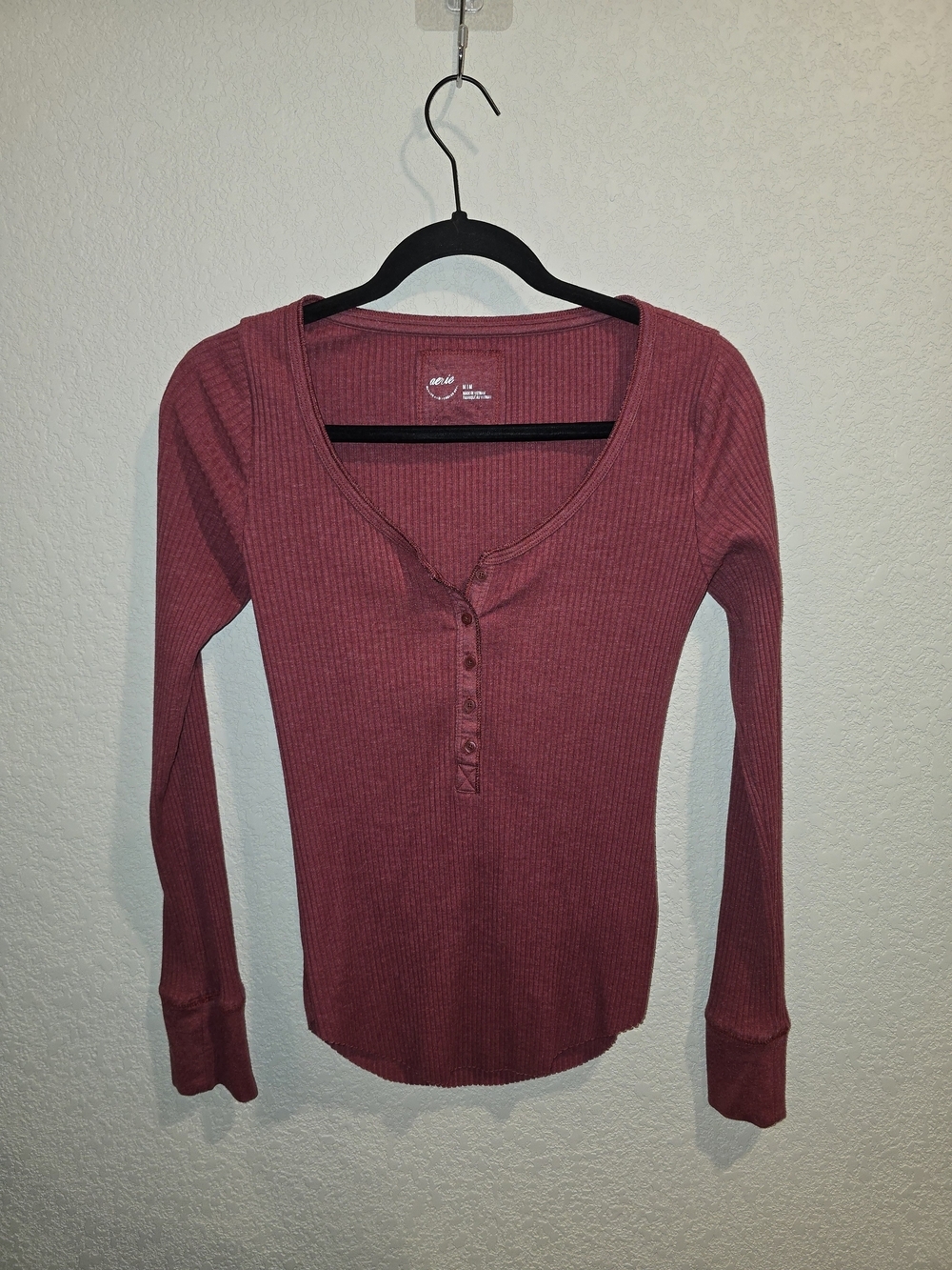 Aerie Long Sleeve Ribbed Henley Top Burgundy Red Size M